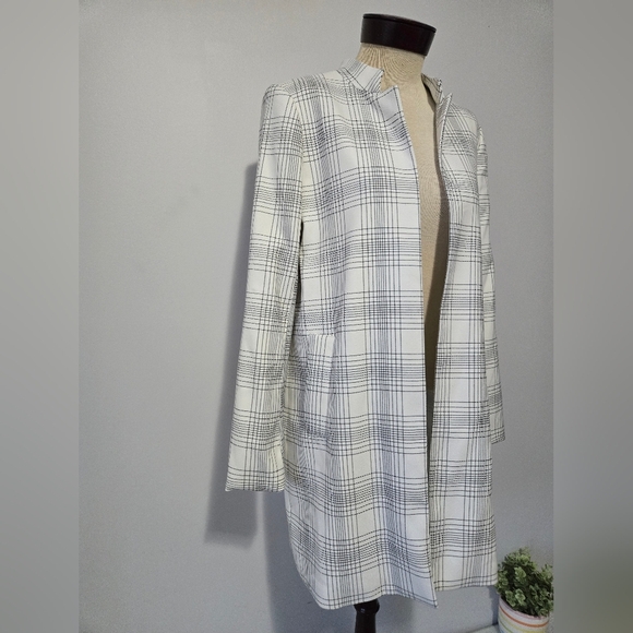 CAROLINA BELLE MONTREAL open front grey/ white long blazer/jacket. Size Medium - Picture 2 of 10